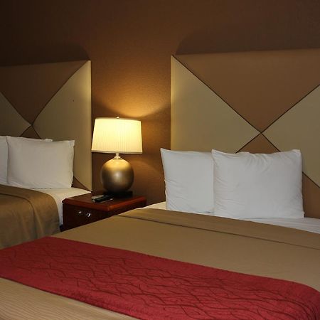 Econo Lodge Oskaloosa Zewnętrze zdjęcie