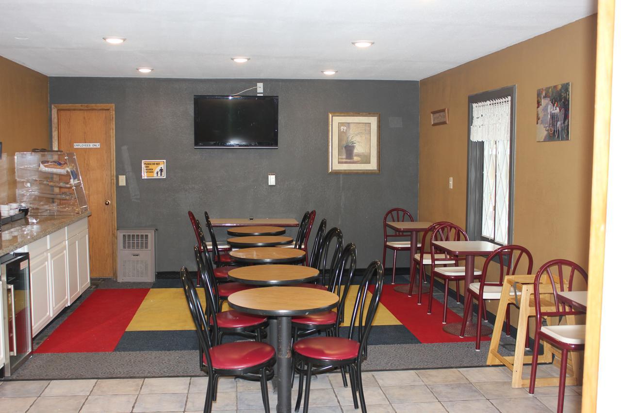 Econo Lodge Oskaloosa Zewnętrze zdjęcie
