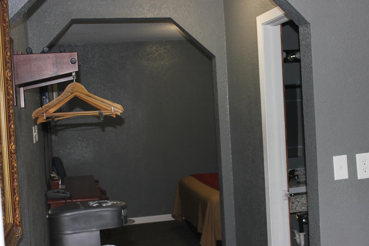 Econo Lodge Oskaloosa Zewnętrze zdjęcie