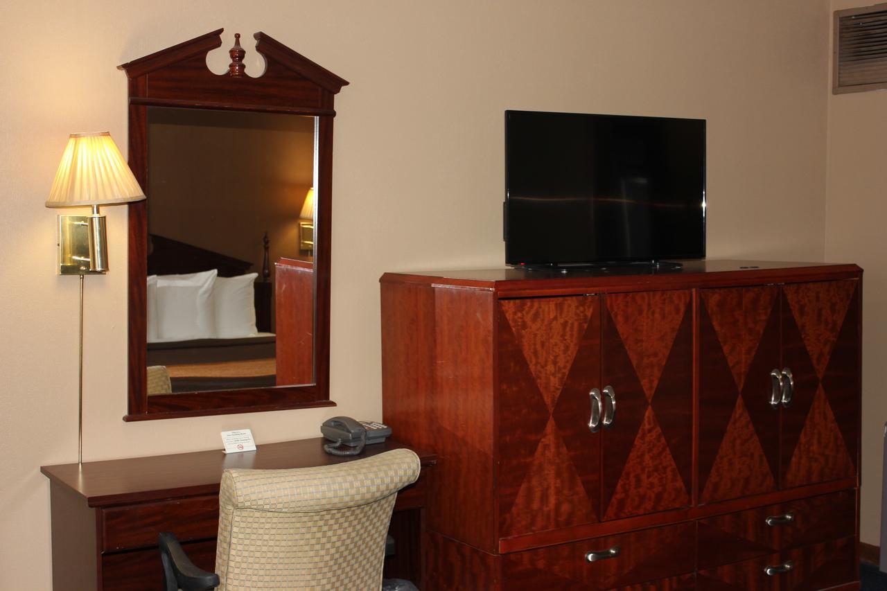 Econo Lodge Oskaloosa Zewnętrze zdjęcie