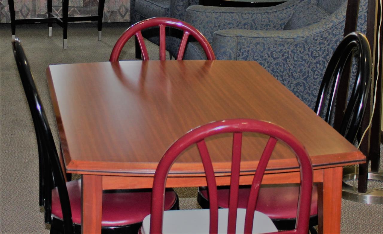 Econo Lodge Oskaloosa Zewnętrze zdjęcie