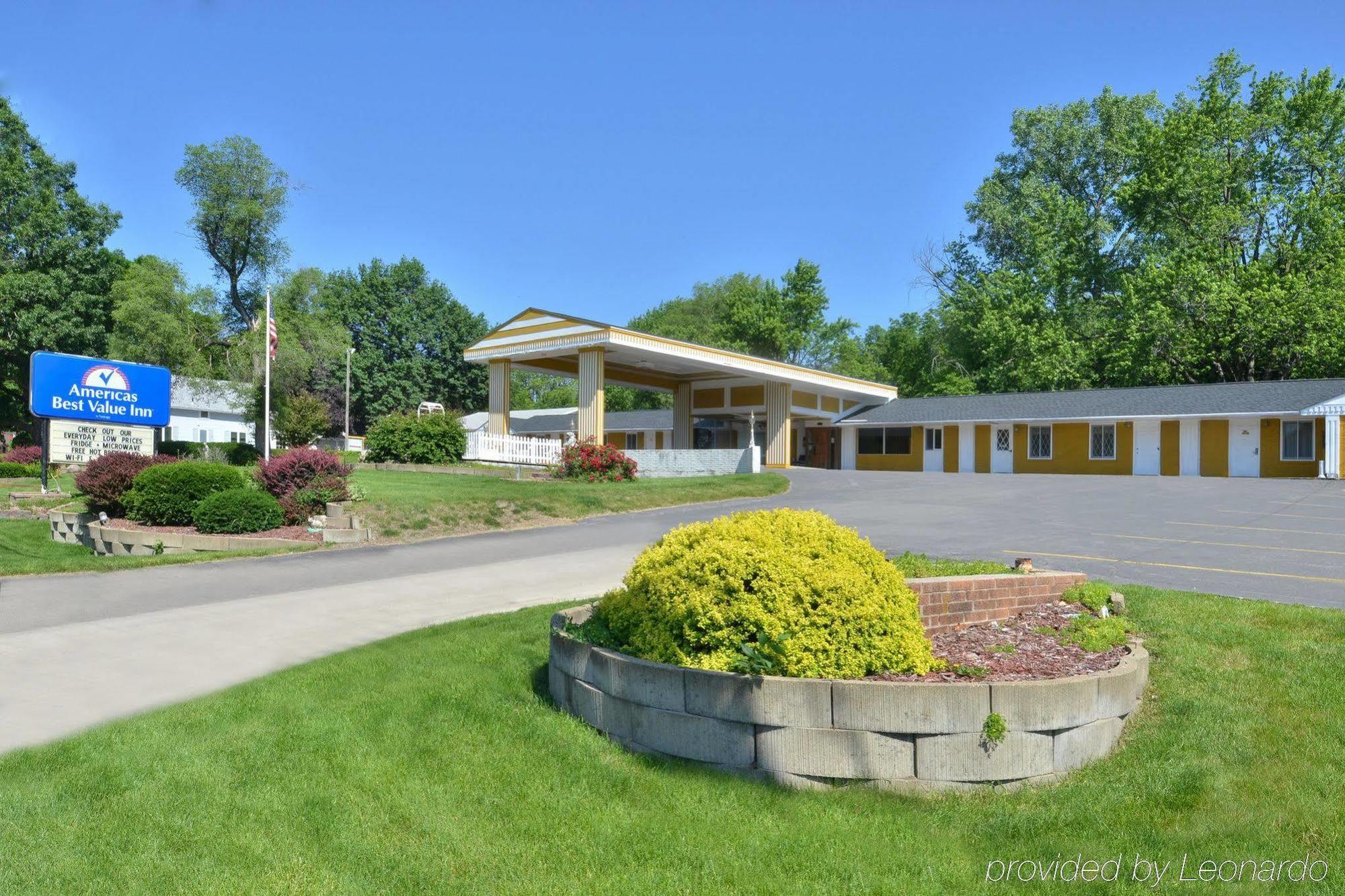 Econo Lodge Oskaloosa Zewnętrze zdjęcie